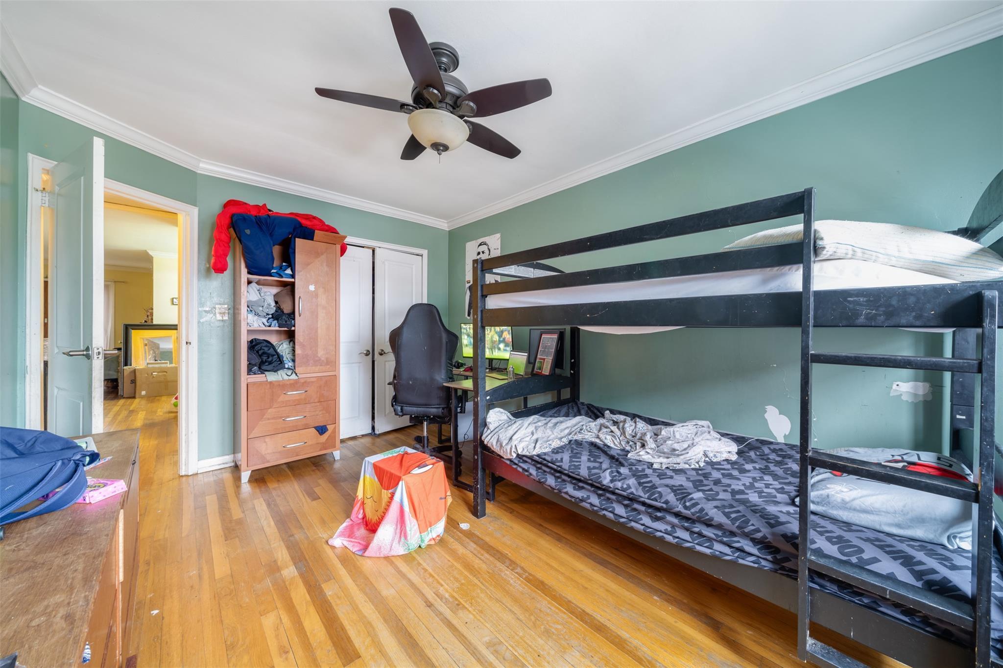 Single Family 69  Queens, NY 11379, MLS-818572-9