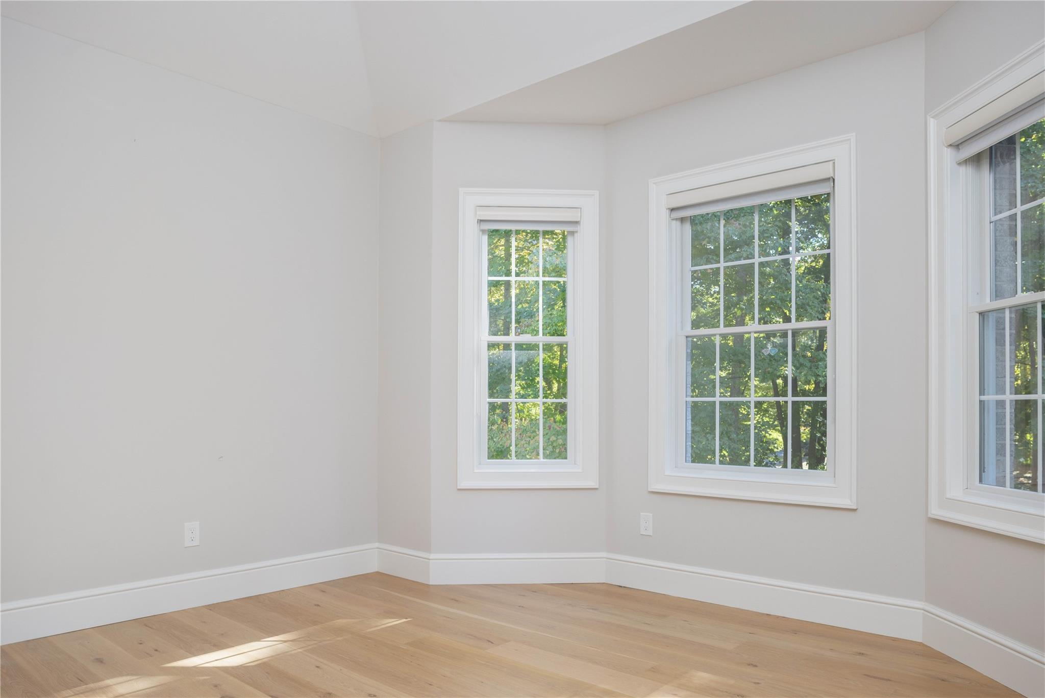 Single Family Barn  Suffolk County, NY 11780, MLS-818587-16