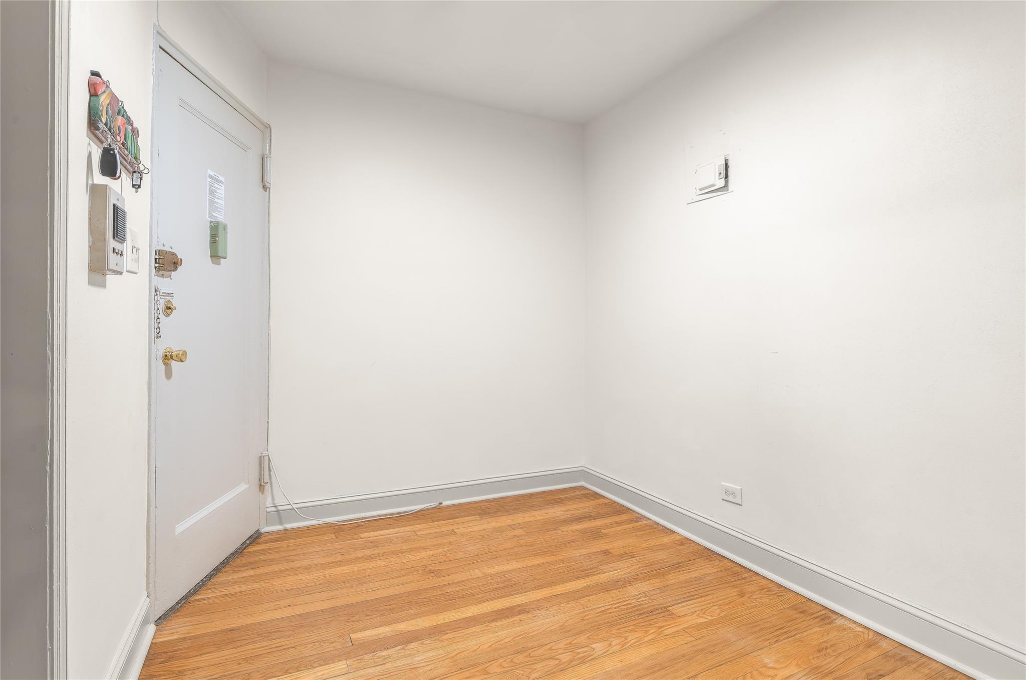 Coop Netherland  Bronx, NY 10471, MLS-818593-17