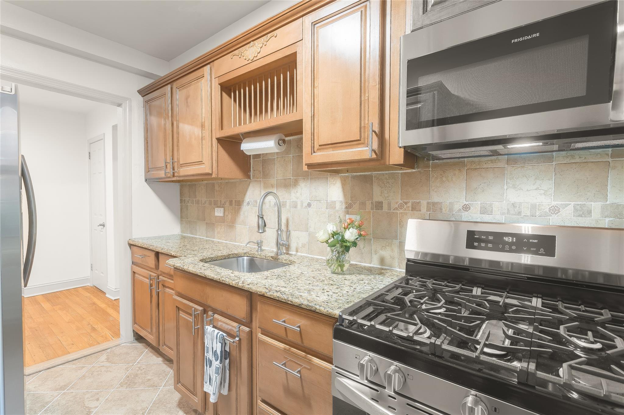 Coop Netherland  Bronx, NY 10471, MLS-818593-3