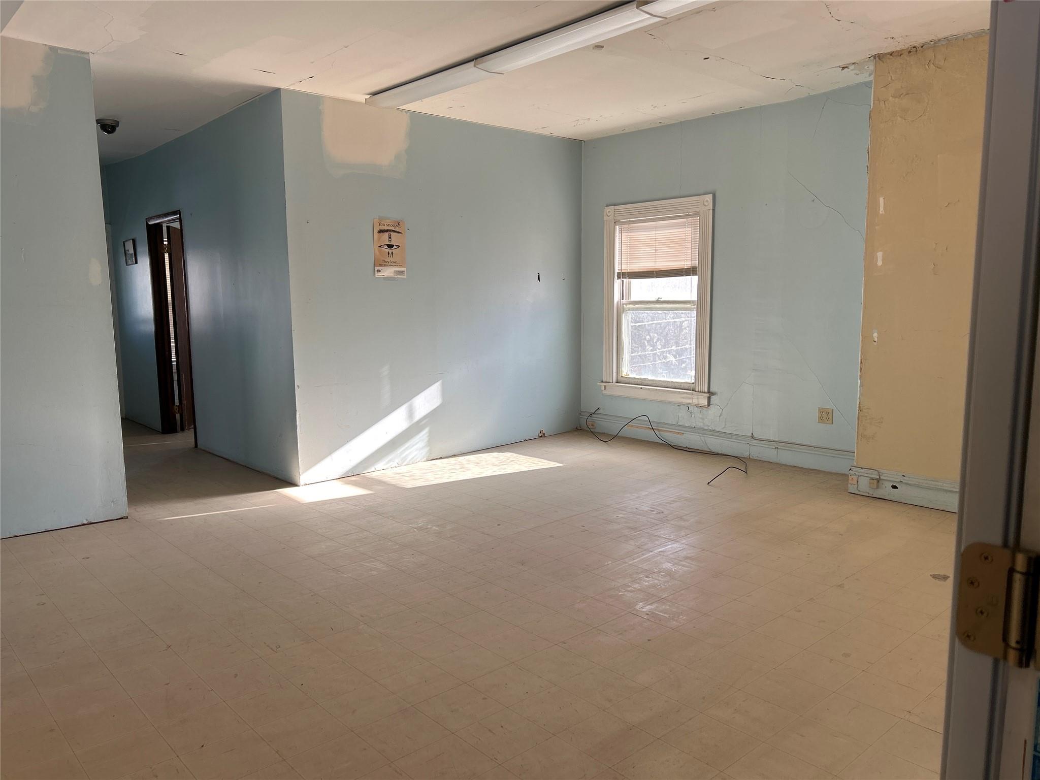 Single Family Dutchess  Dutchess County, NY 12546, MLS-818617-4