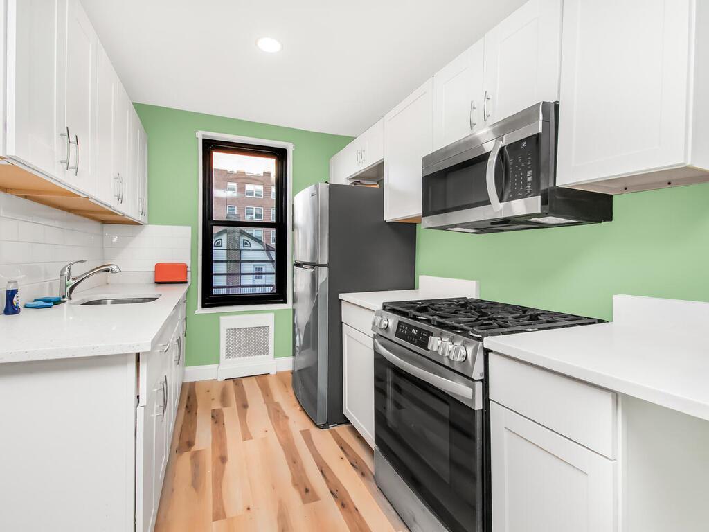 Coop 238th  Bronx, NY 10463, MLS-818678-2