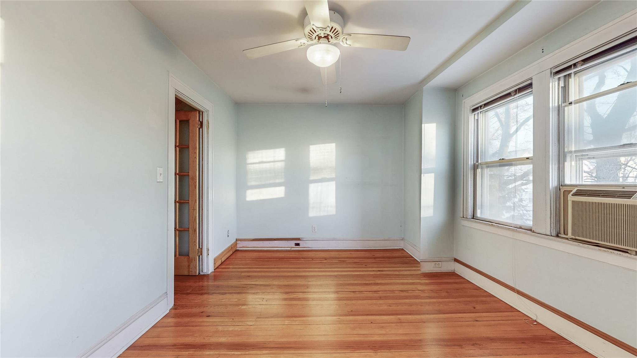 Single Family Manse  Queens, NY 11375, MLS-818785-10