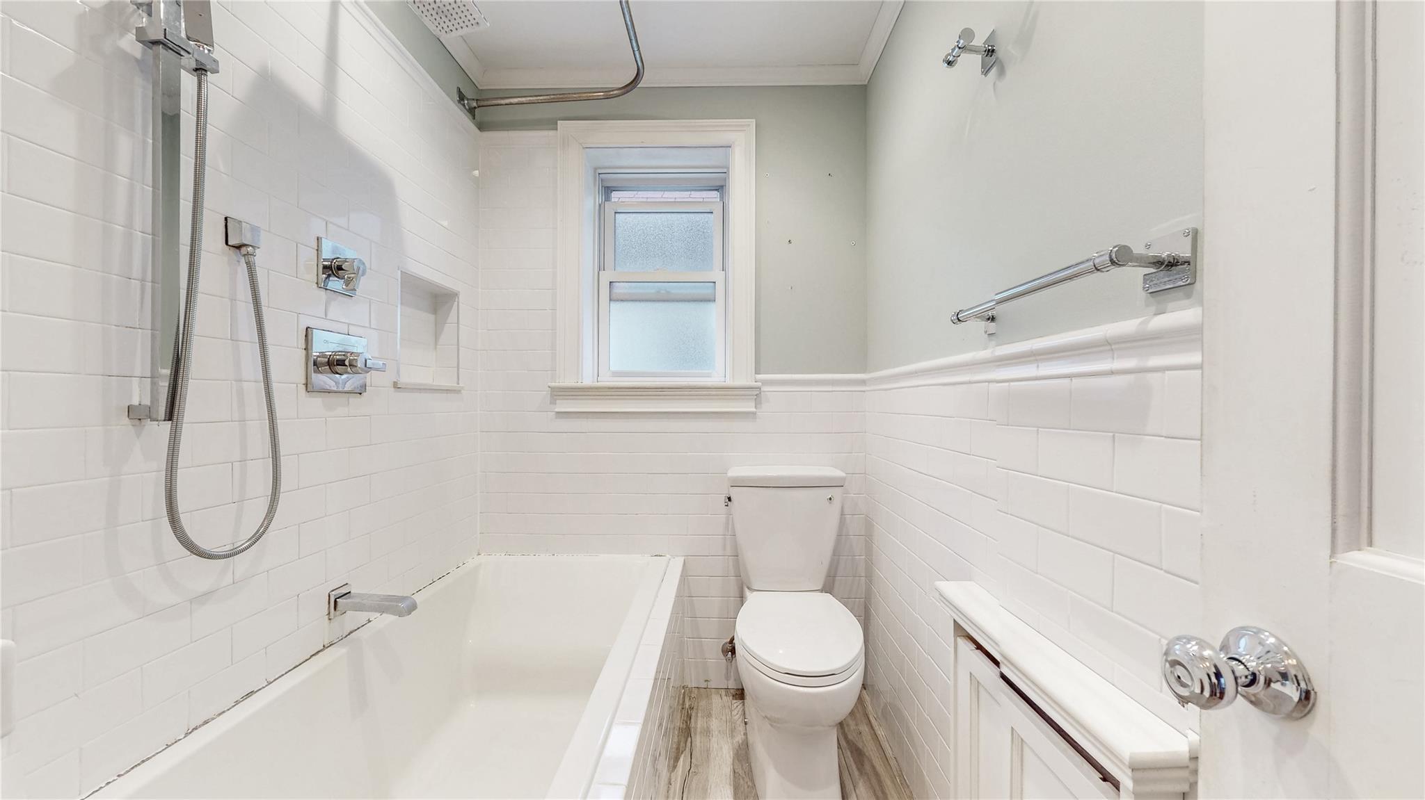 Single Family Manse  Queens, NY 11375, MLS-818785-14
