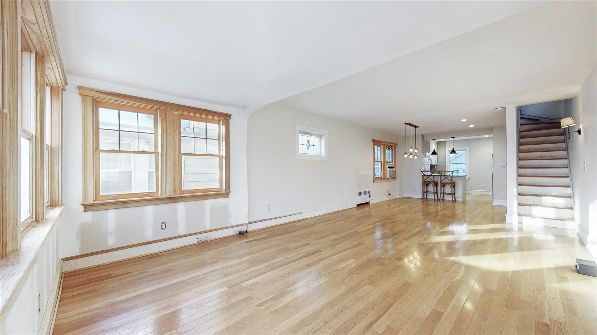 Single Family Manse  Queens, NY 11375, MLS-818785-3