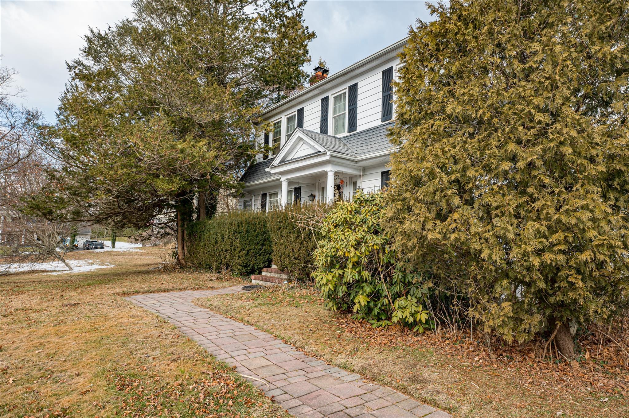 Single Family Broadway  Suffolk County, NY 11777, MLS-818807-2
