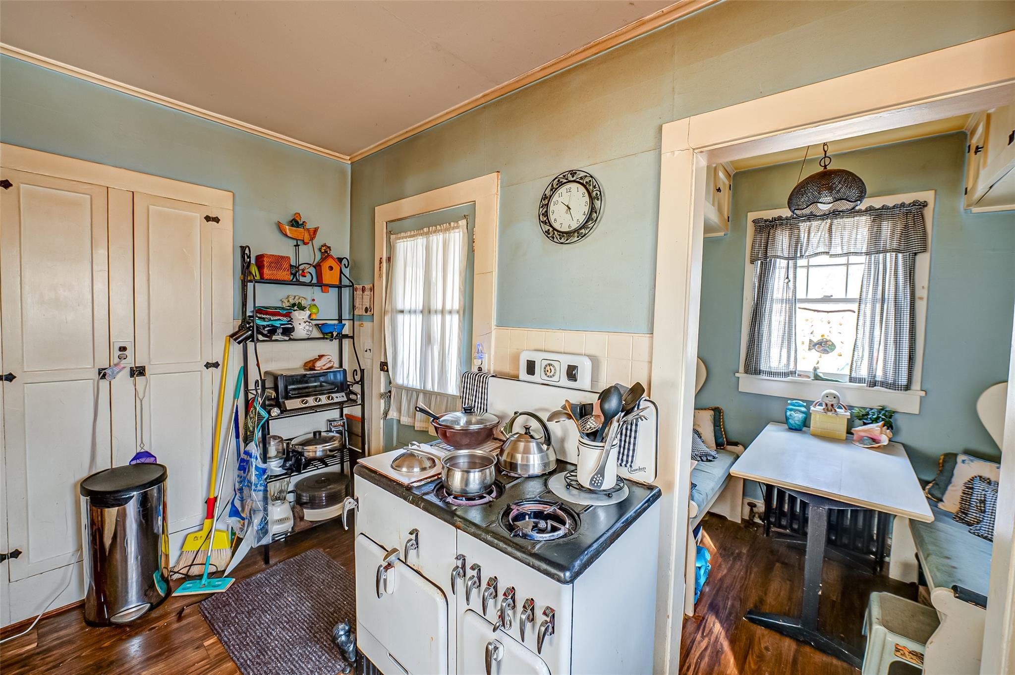 Single Family Broadway  Suffolk County, NY 11777, MLS-818807-3