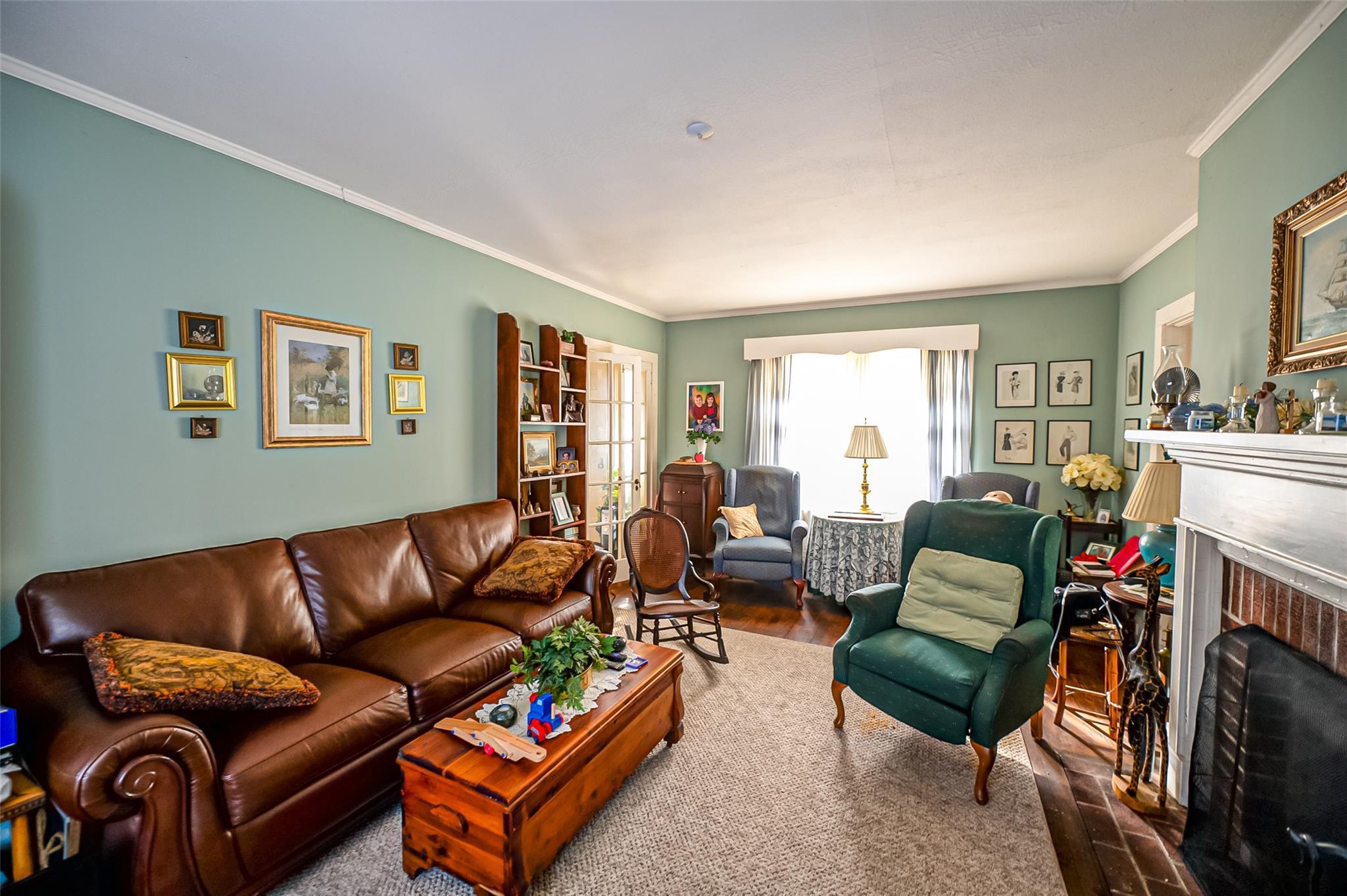 Single Family Broadway  Suffolk County, NY 11777, MLS-818807-9