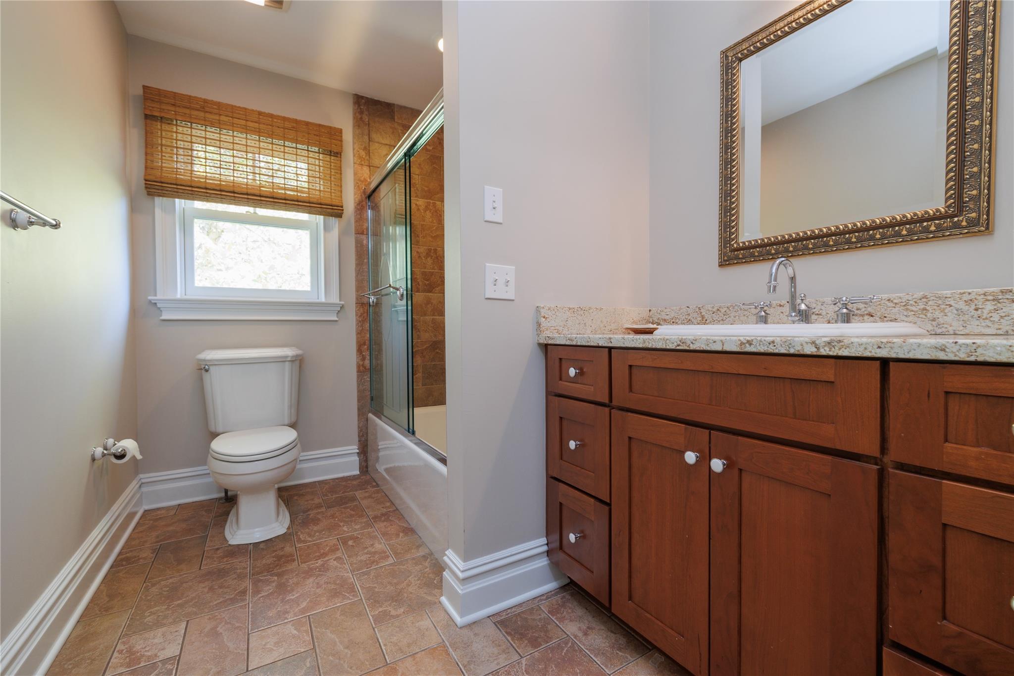 Single Family Laurel Lake  Suffolk County, NY 11952, MLS-818952-40