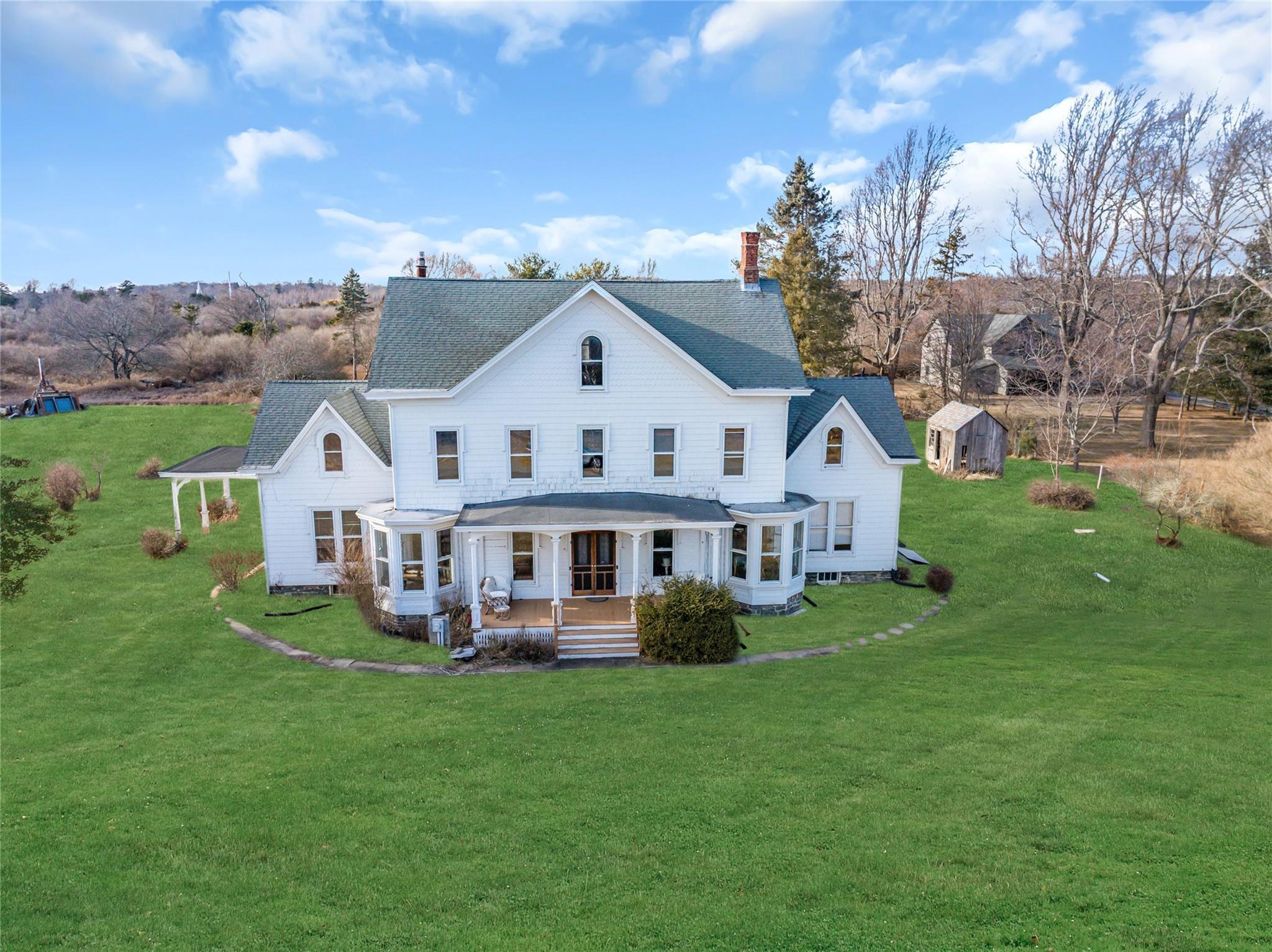 Single Family Halyoake  Suffolk County, NY 11957, MLS-818991-2