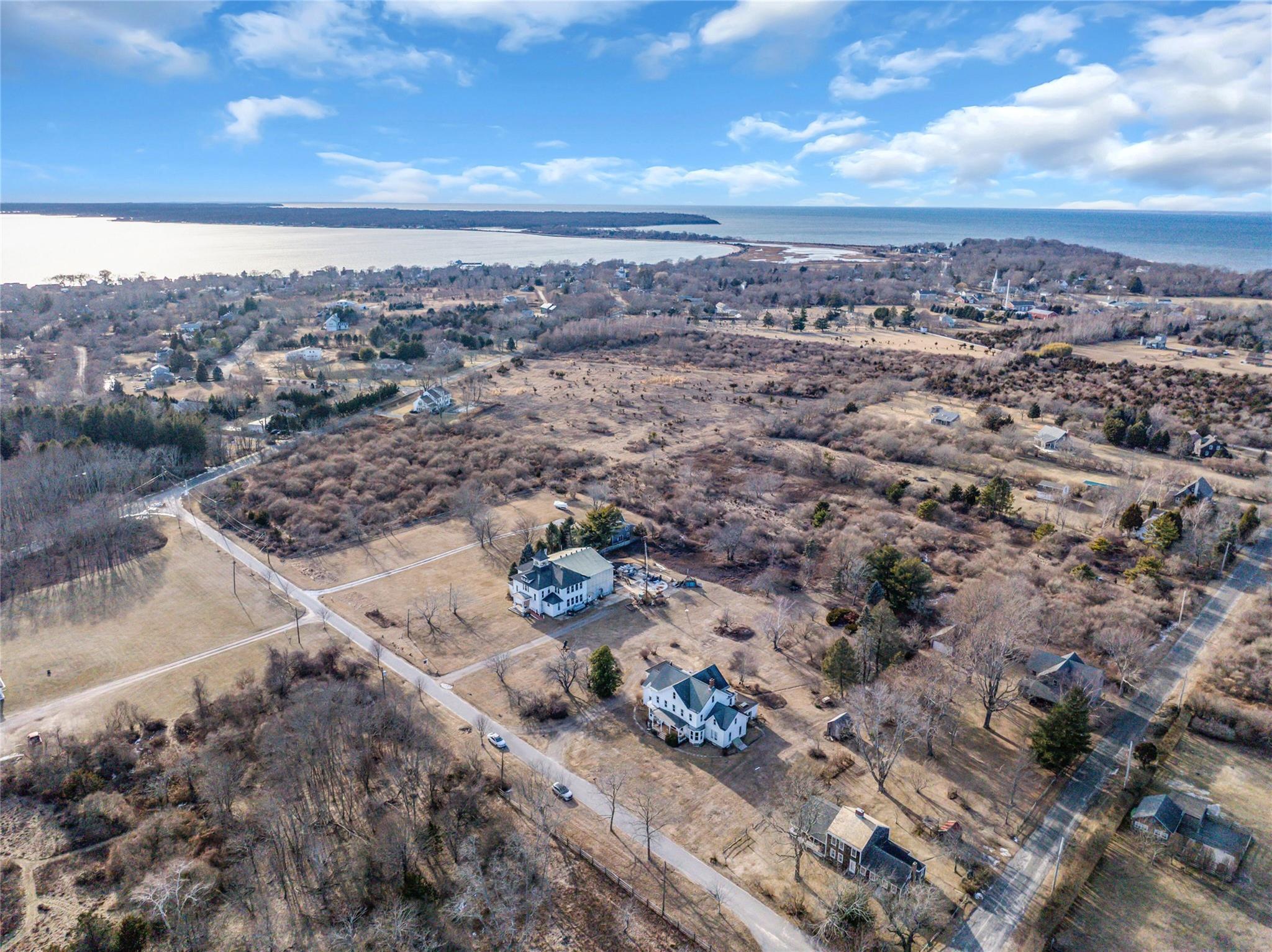 Single Family Halyoake  Suffolk County, NY 11957, MLS-818991-32