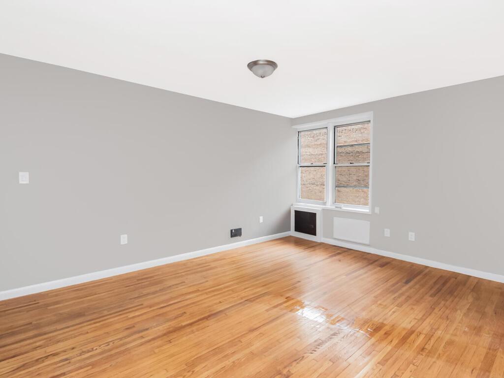 Coop Broadway  Bronx, NY 10471, MLS-818998-9