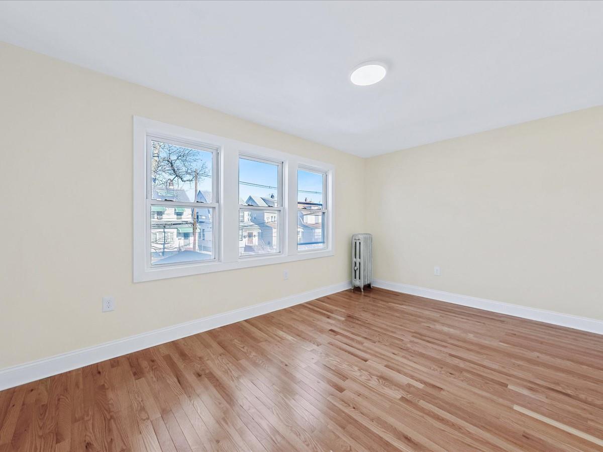 Single Family 115th Ave  Queens, NY 11412, MLS-819064-13