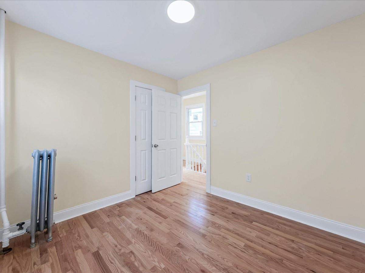 Single Family 115th Ave  Queens, NY 11412, MLS-819064-16