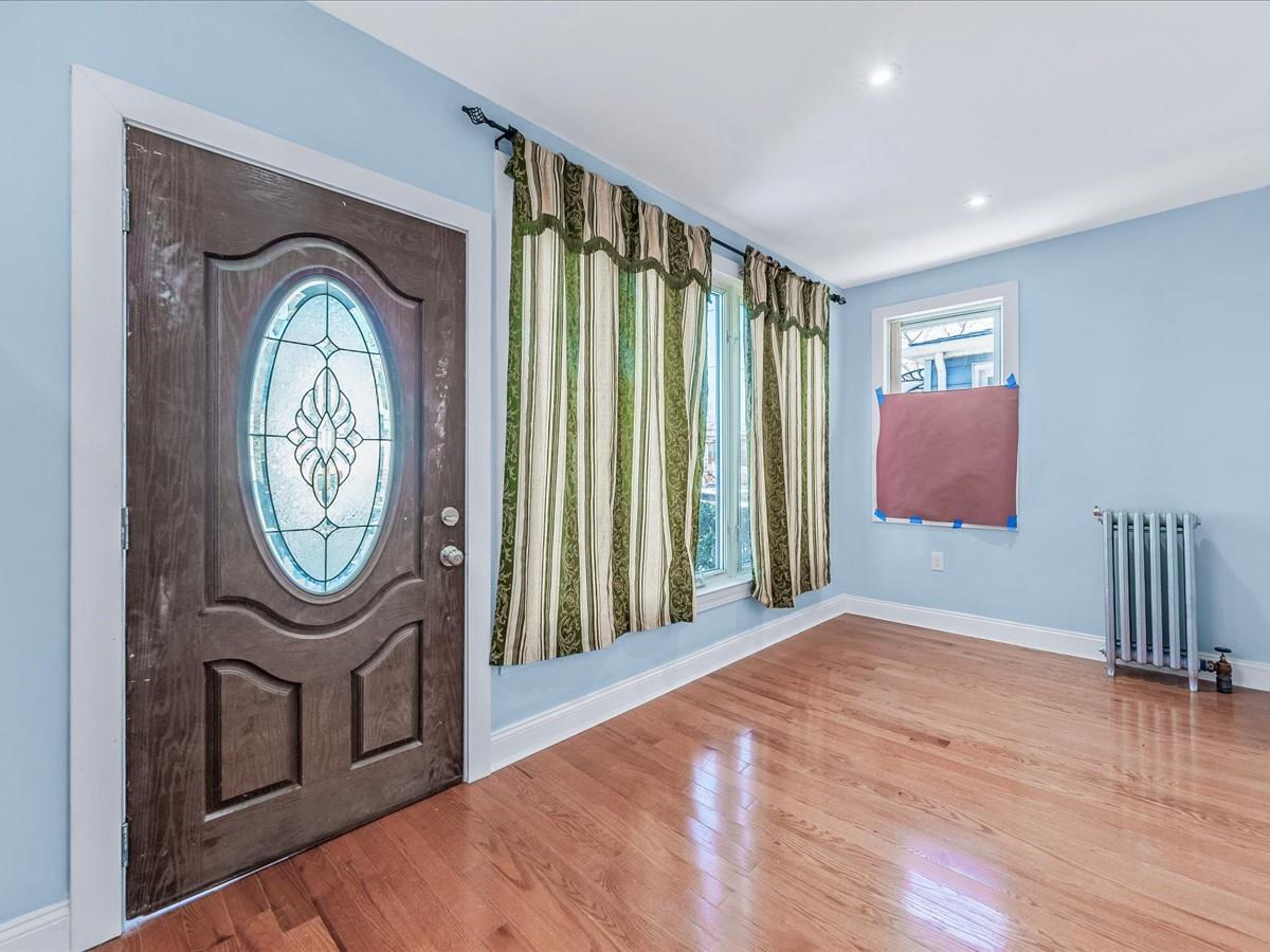 Single Family 115th Ave  Queens, NY 11412, MLS-819064-3