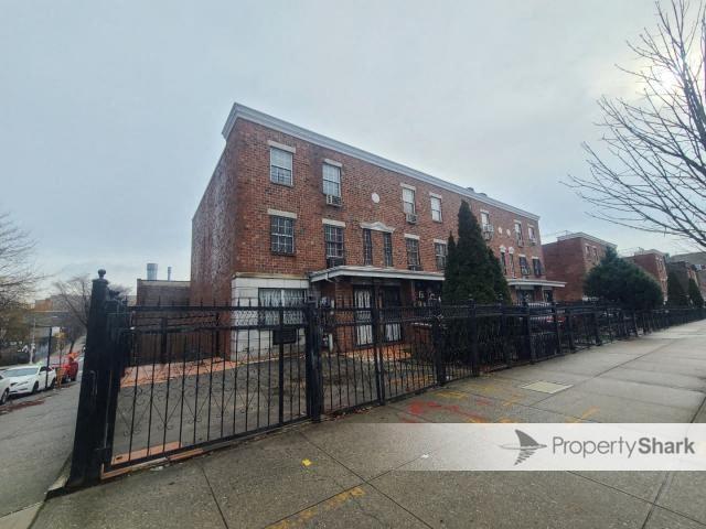 Single Family Bathgate  Bronx, NY 10457, MLS-819123-2