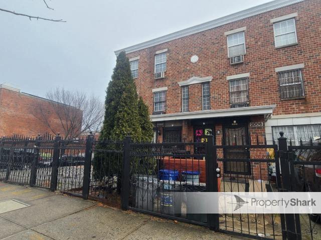 Single Family Bathgate  Bronx, NY 10457, MLS-819123-3