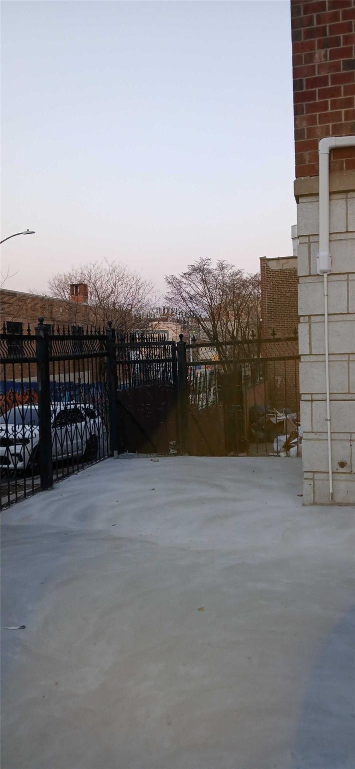 Single Family Bathgate  Bronx, NY 10457, MLS-819123-5