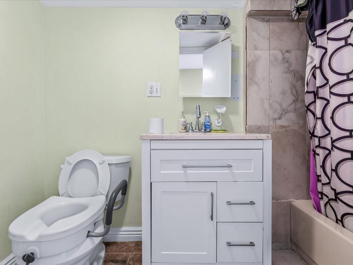 Single Family 136th  Queens, NY 11434, MLS-819137-15