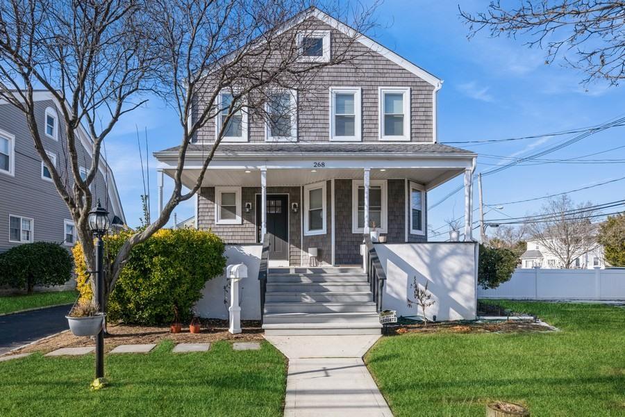 Single Family Miller  Nassau County, NY 11520, MLS-819144-2