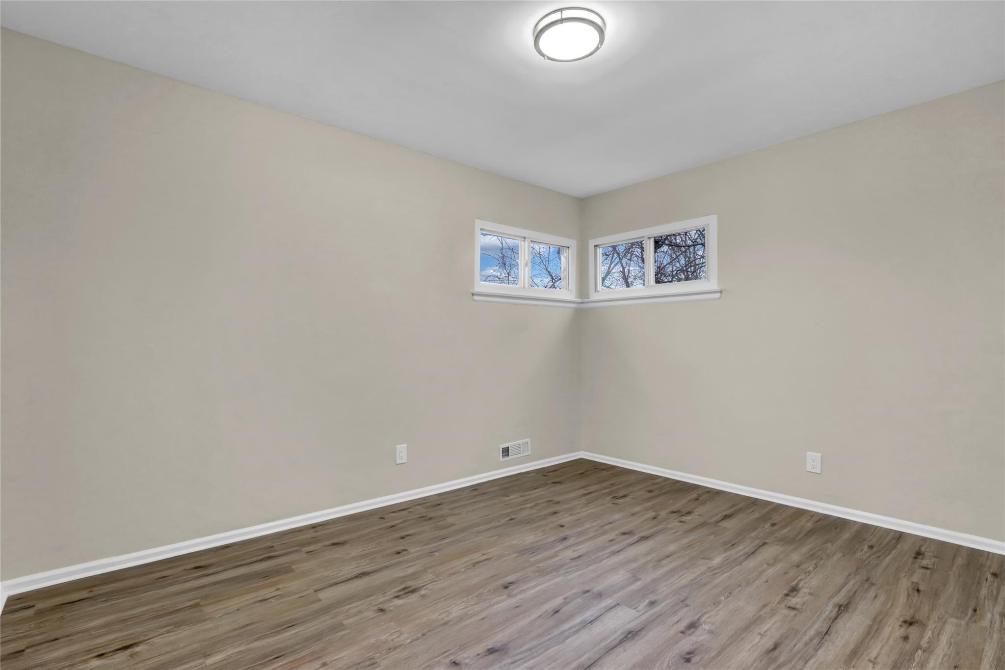 Single Family Chimney  Suffolk County, NY 11706, MLS-819210-11