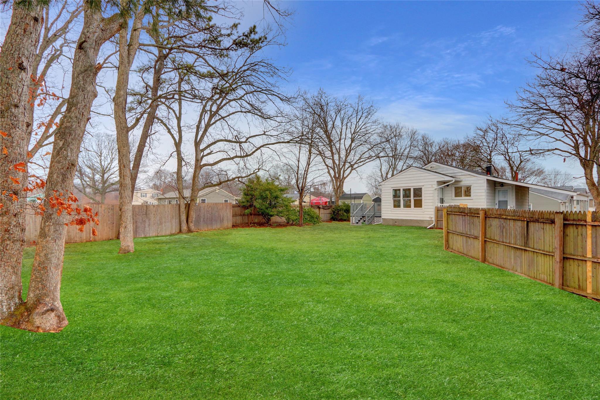 Single Family Chimney  Suffolk County, NY 11706, MLS-819210-17