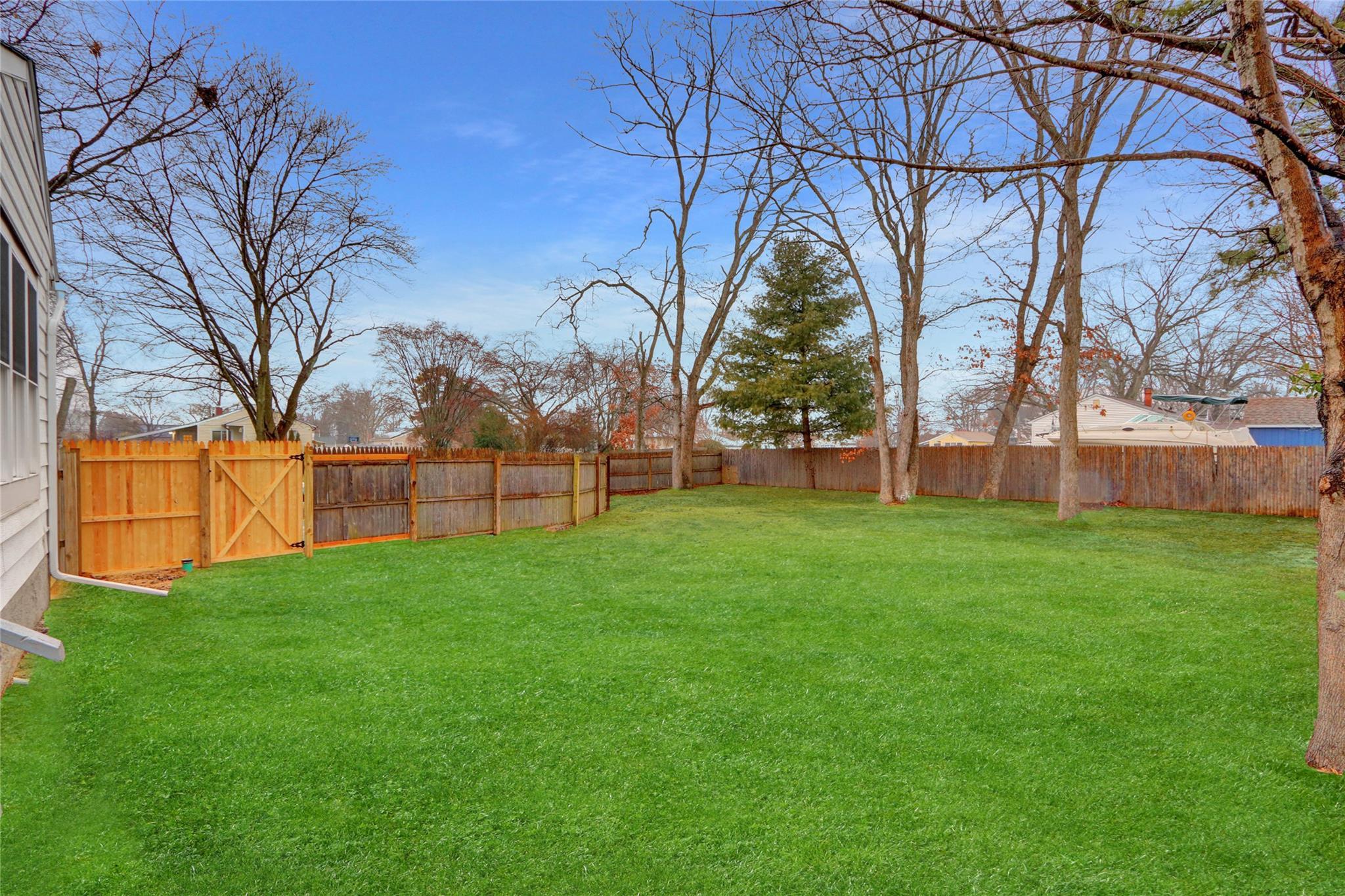 Single Family Chimney  Suffolk County, NY 11706, MLS-819210-19