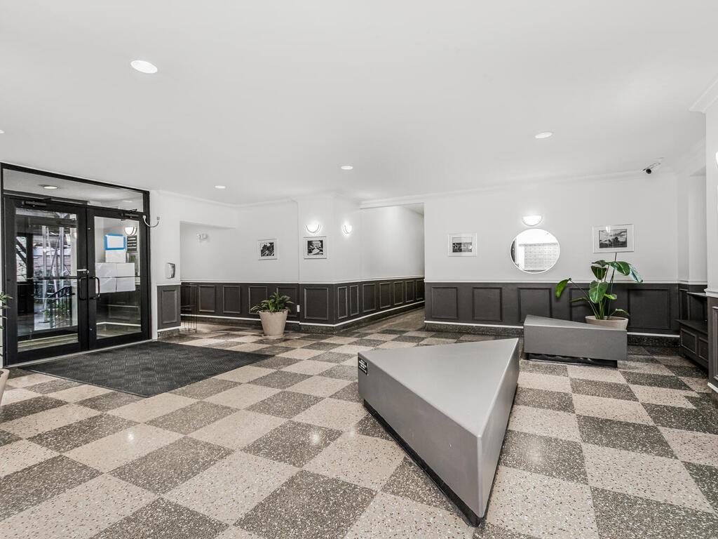 Coop Greystone Avenue  Bronx, NY 10463, MLS-819267-2