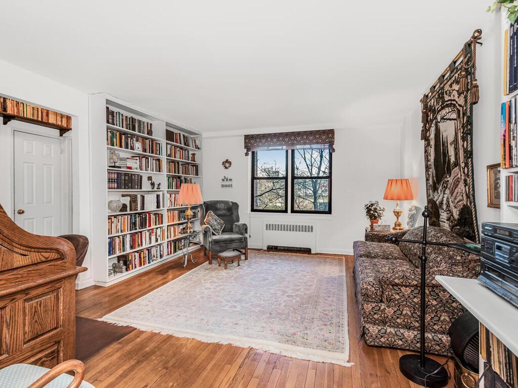 Coop Greystone Avenue  Bronx, NY 10463, MLS-819267-4