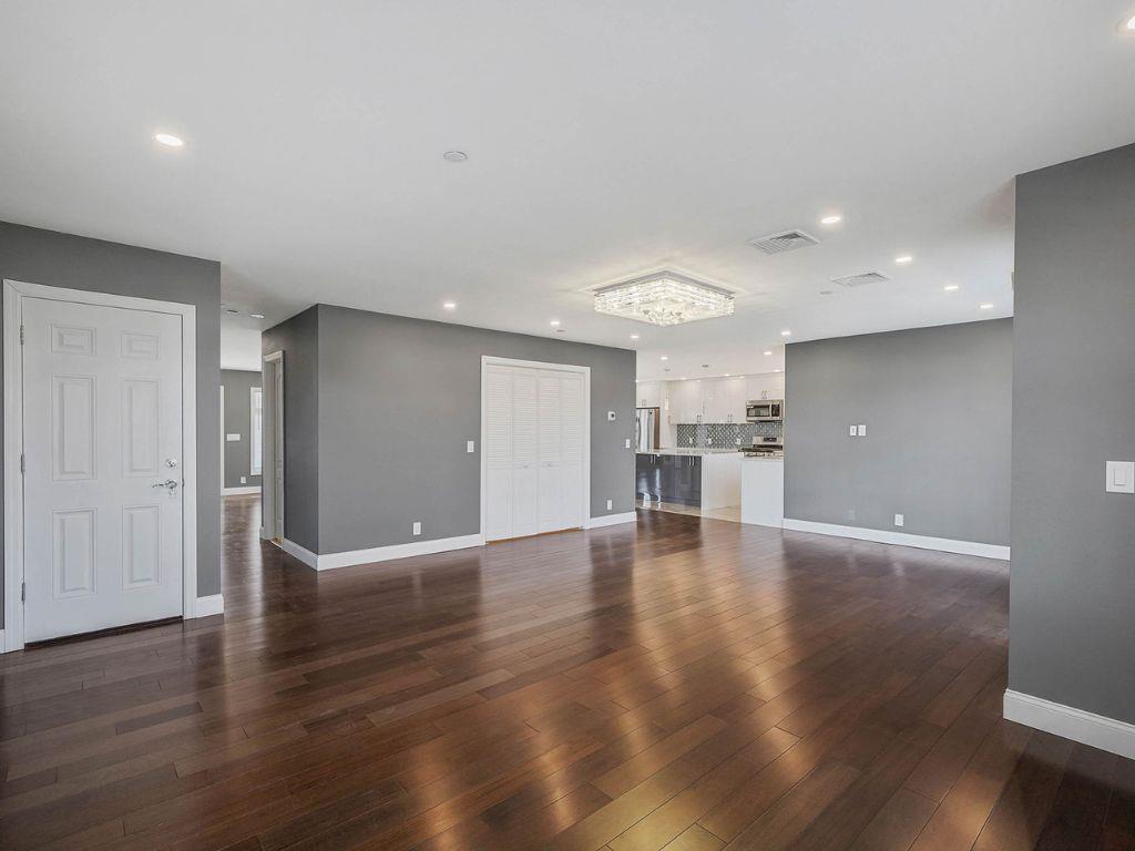 Single Family Long Beach  Nassau County, NY 11520, MLS-819331-9