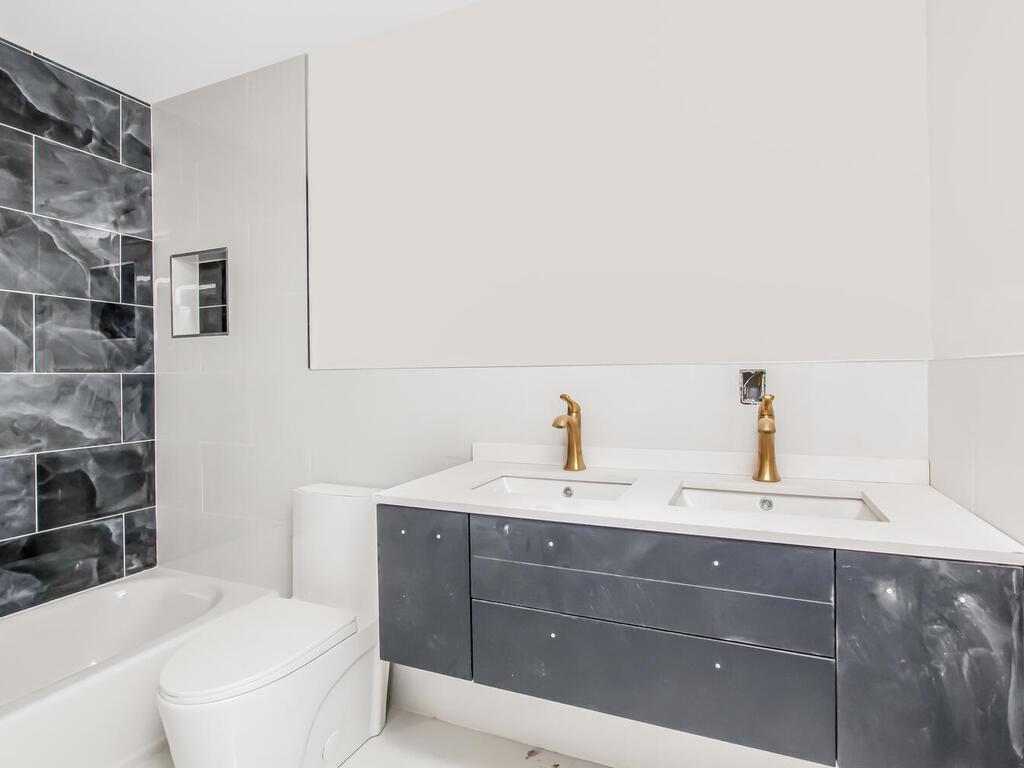 Single Family 2nd  Westchester County, NY 10550, MLS-819512-11