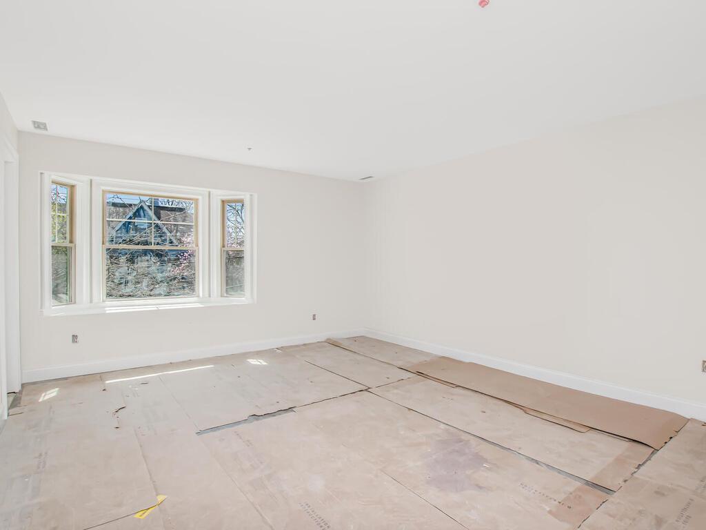 Single Family 2nd  Westchester County, NY 10550, MLS-819512-25