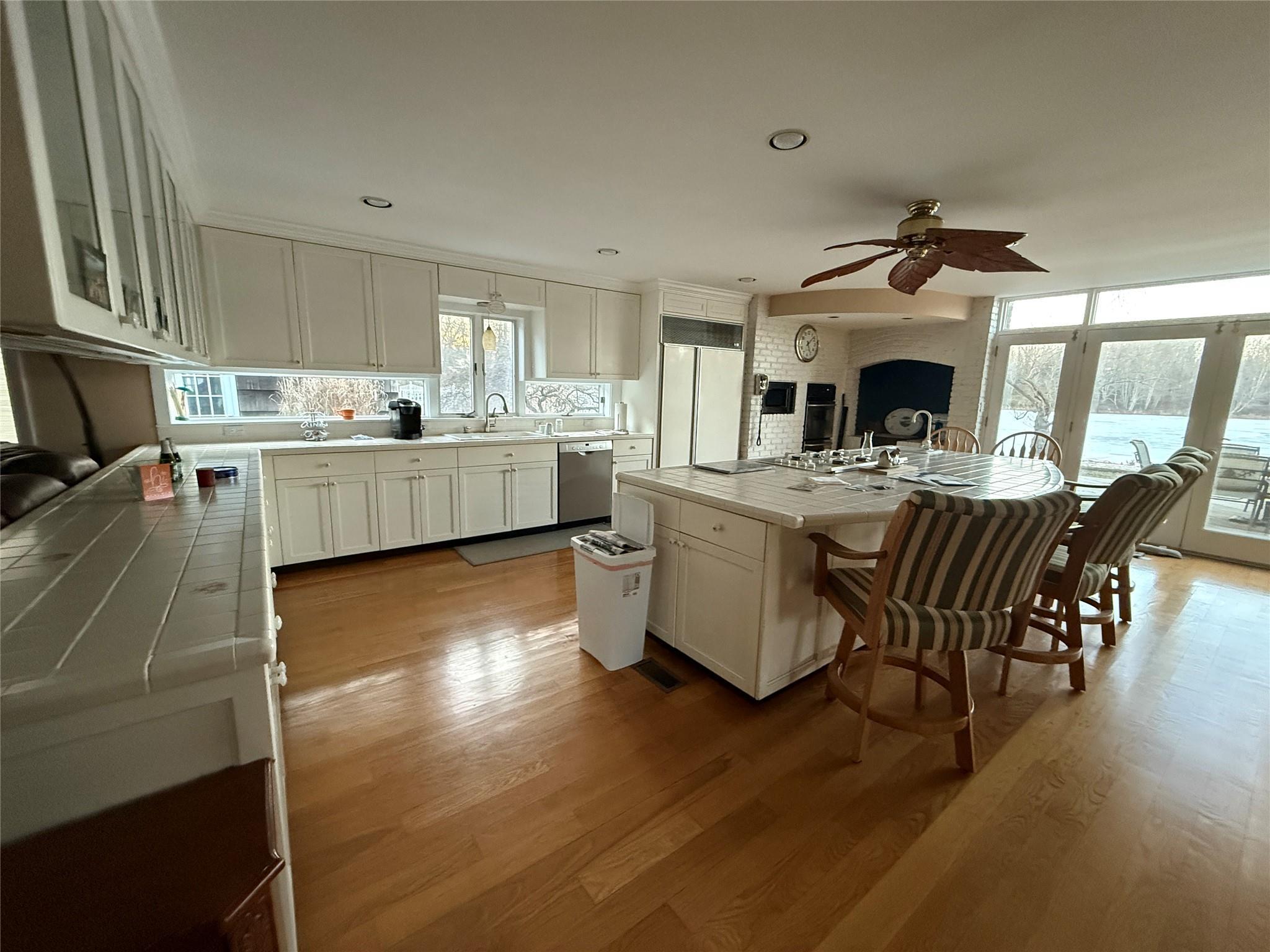 Single Family Lake  Suffolk County, NY 11953, MLS-819543-10