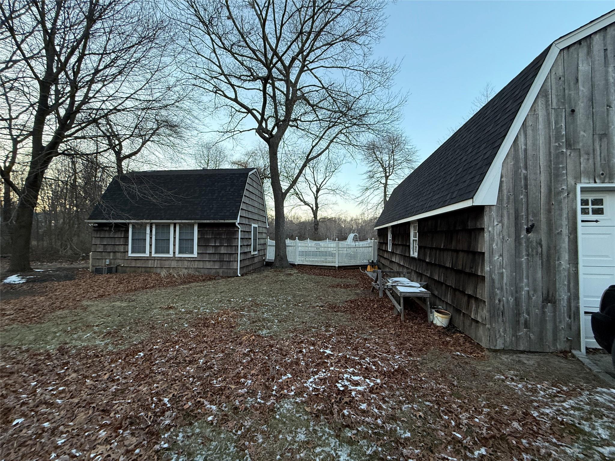 Single Family Lake  Suffolk County, NY 11953, MLS-819543-50