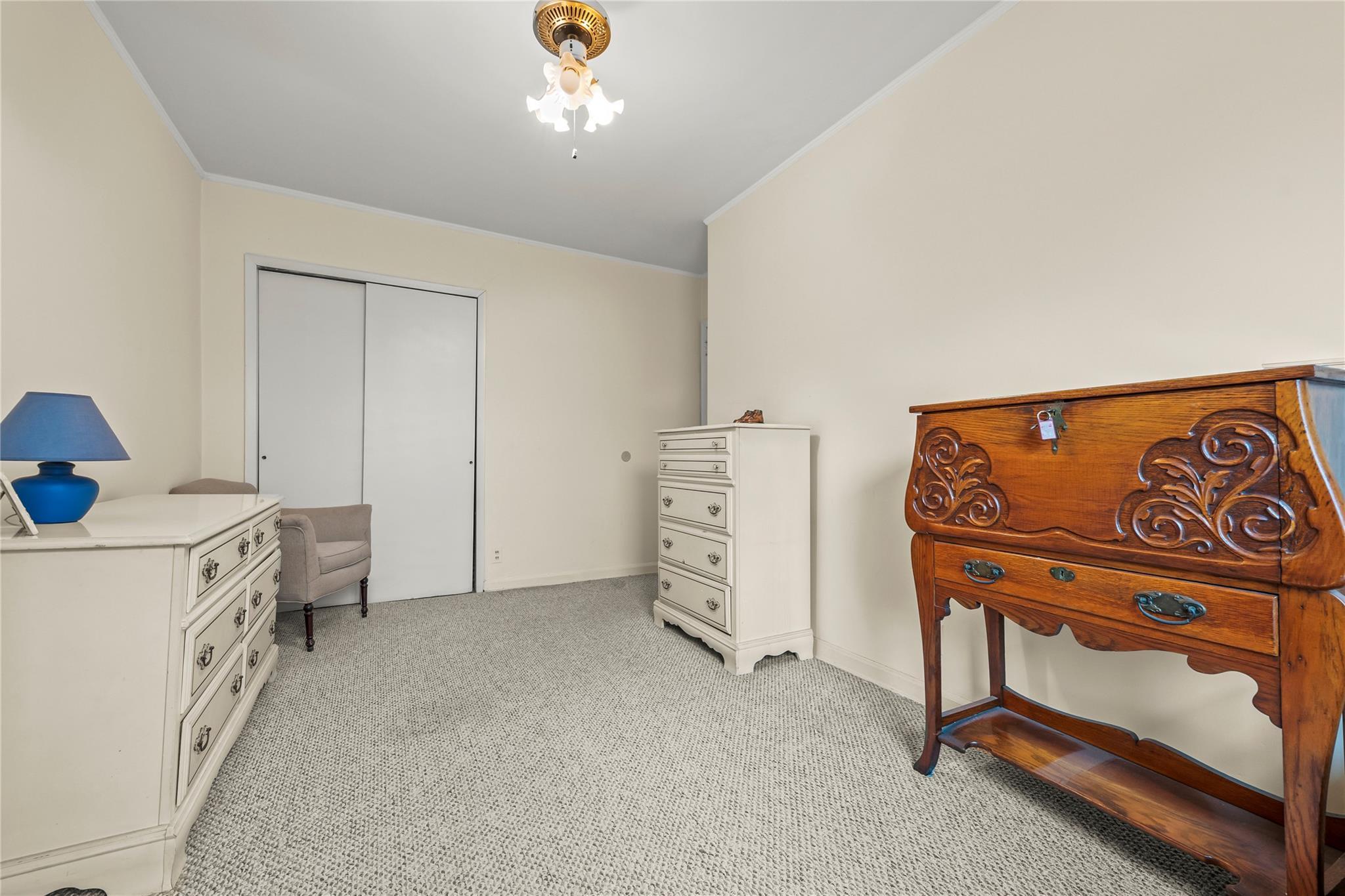Single Family 167th  Queens, NY 11366, MLS-819591-21