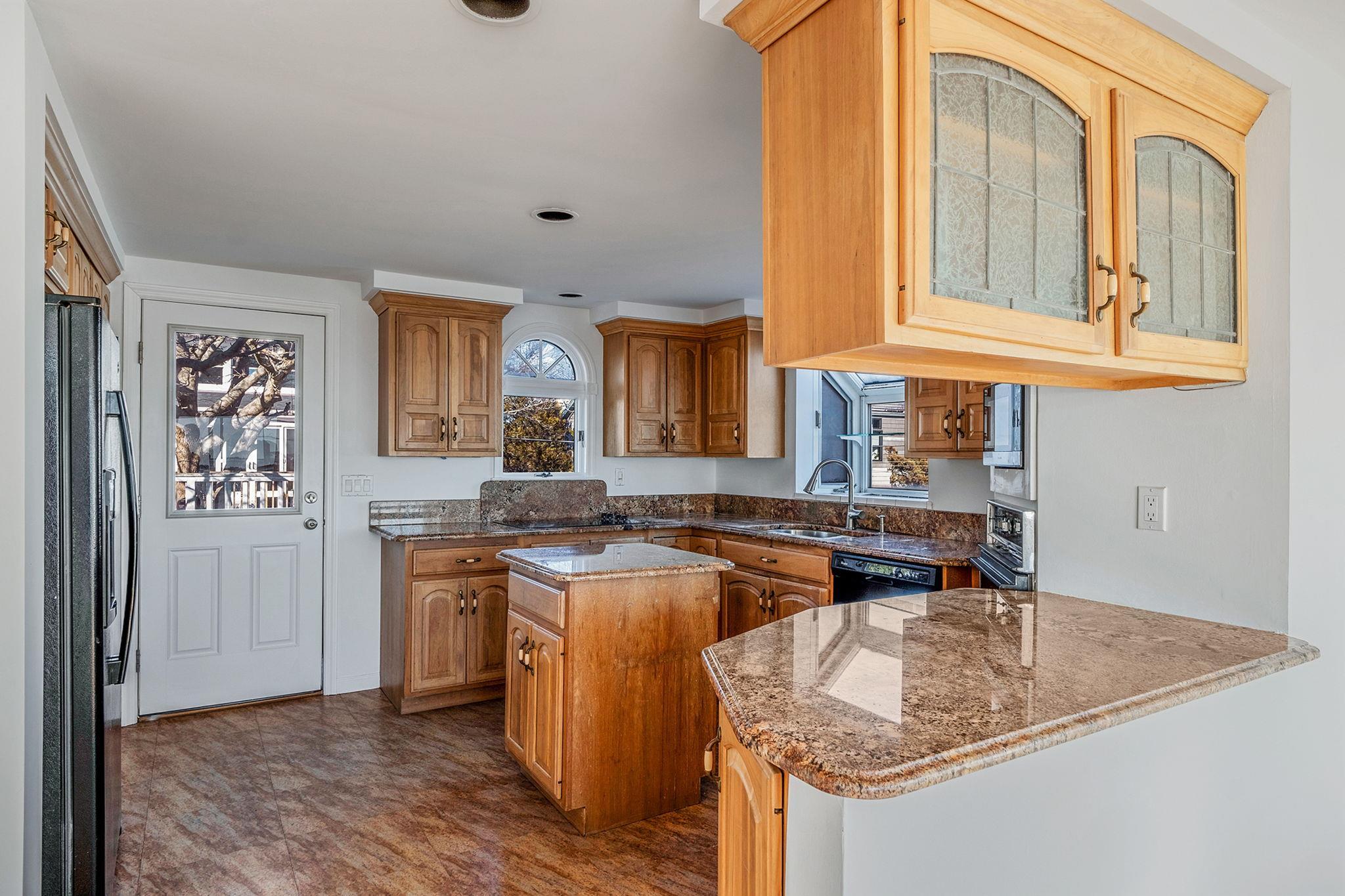 Single Family Oak Beach  Suffolk County, NY 11702, MLS-819597-12