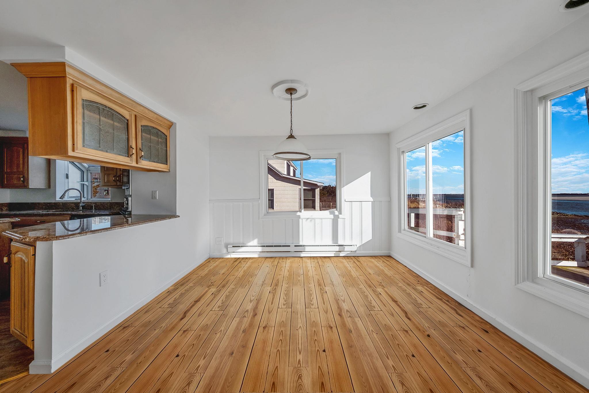 Single Family Oak Beach  Suffolk County, NY 11702, MLS-819597-9