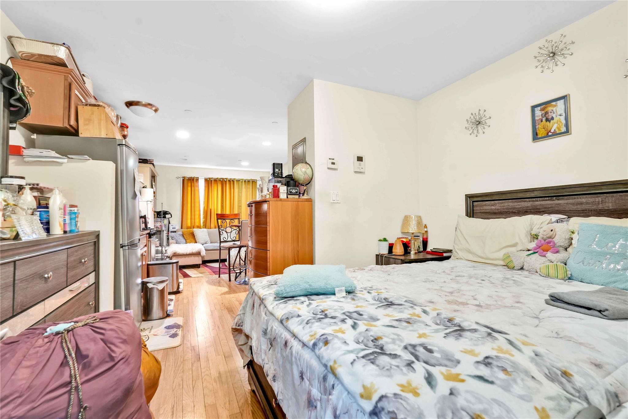 Single Family 60th Dr  Queens, NY 11379, MLS-819629-15