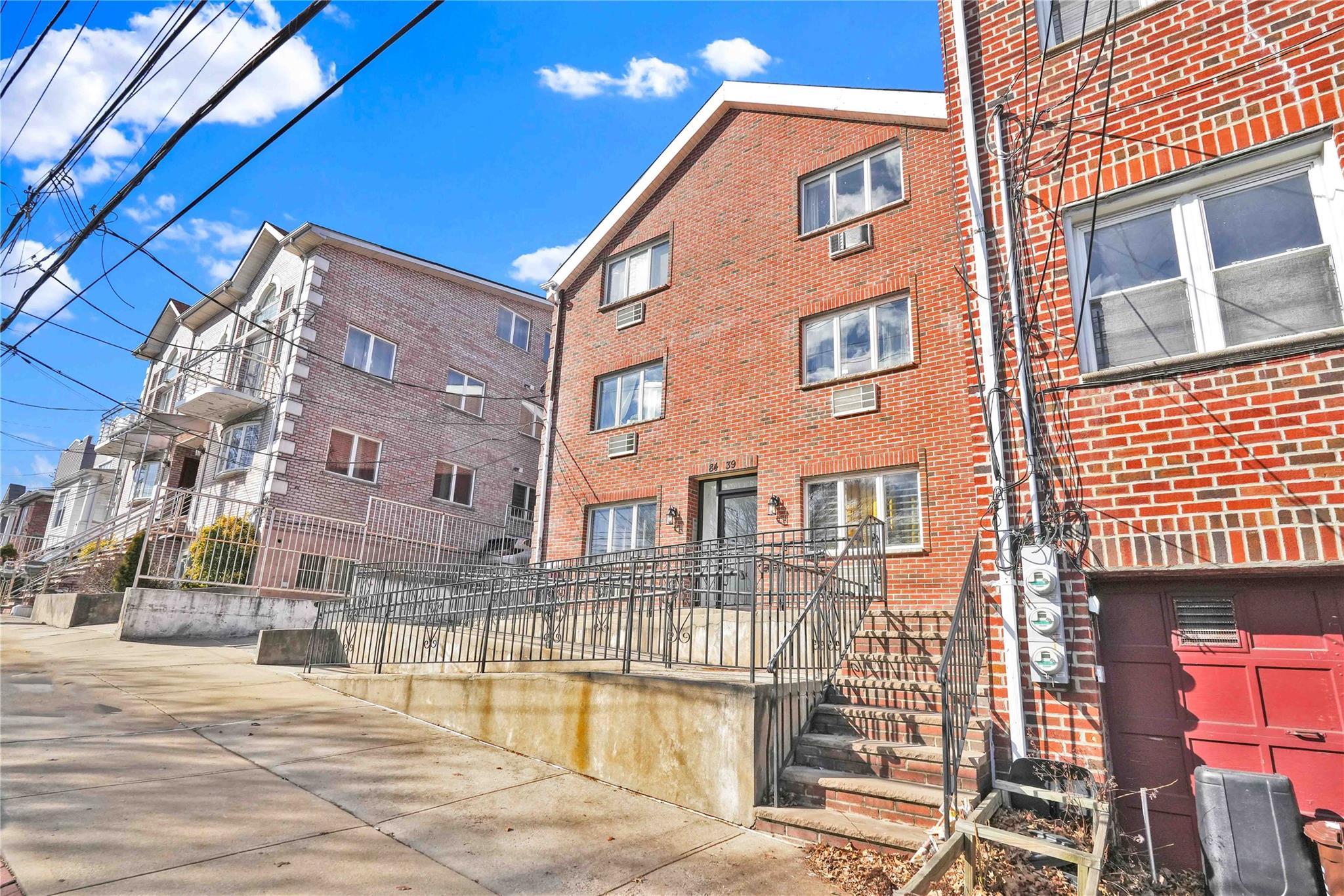 Single Family 60th Dr  Queens, NY 11379, MLS-819629-3