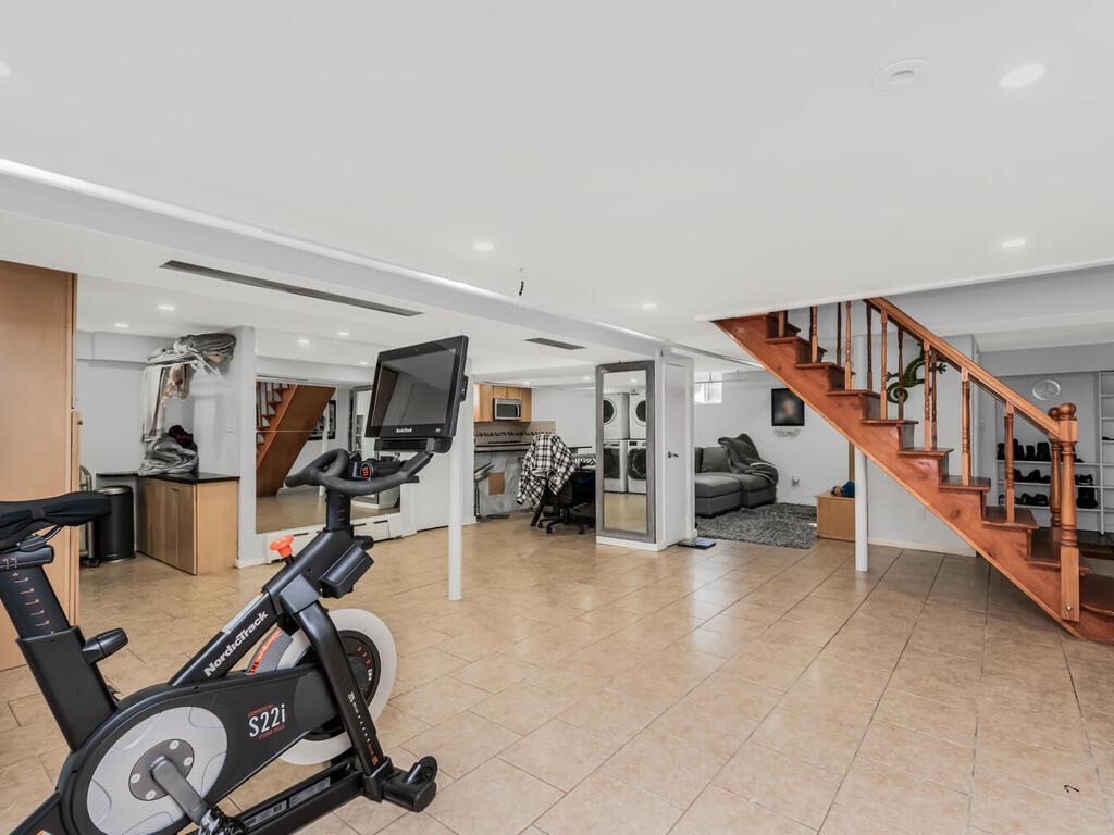 Apartment Fairfield  Bronx, NY 10463, MLS-819635-23
