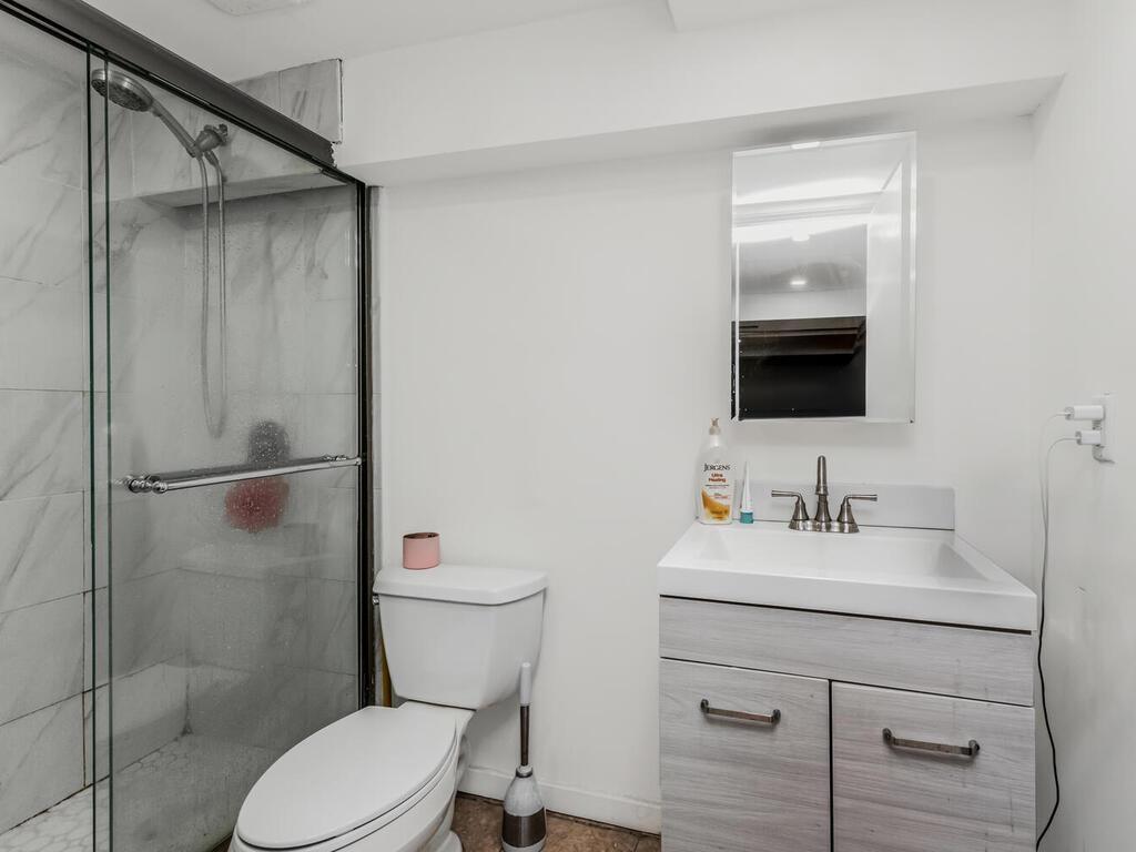 Apartment Fairfield  Bronx, NY 10463, MLS-819635-24