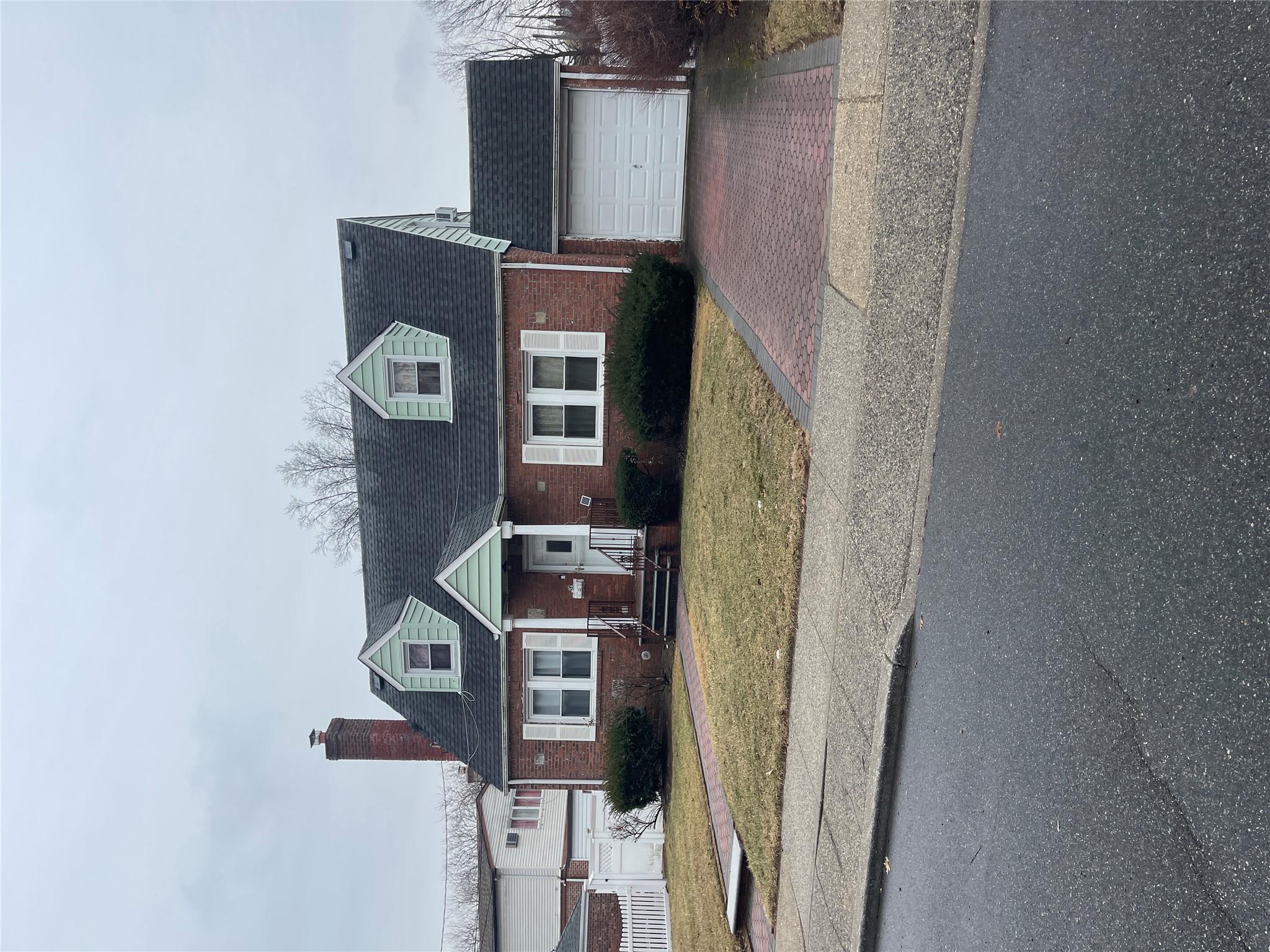 Single Family Dewitt  Nassau County, NY 11580, MLS-819666-2