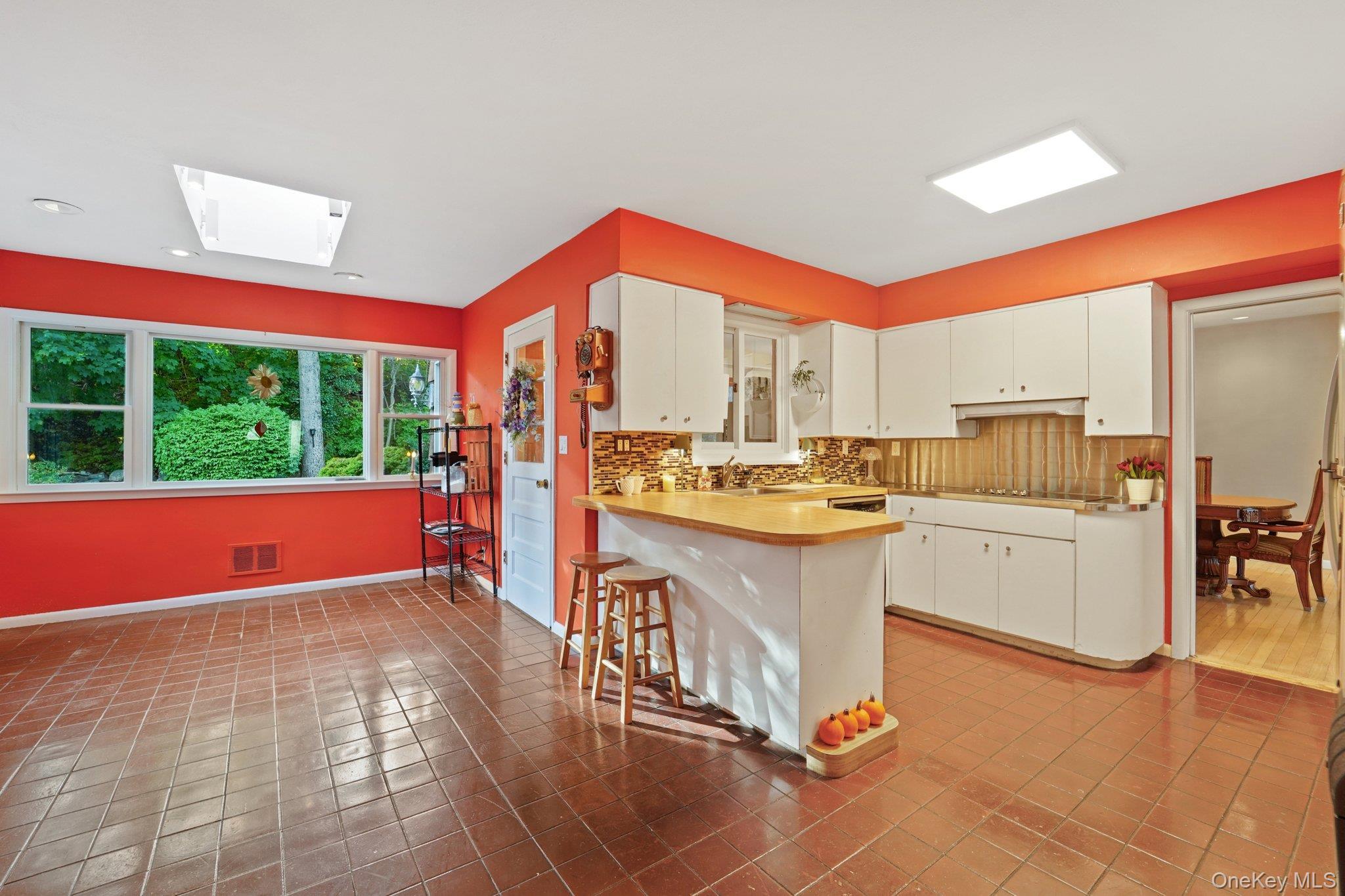 Single Family Pamela  Westchester County, NY 10804, MLS-819803-8