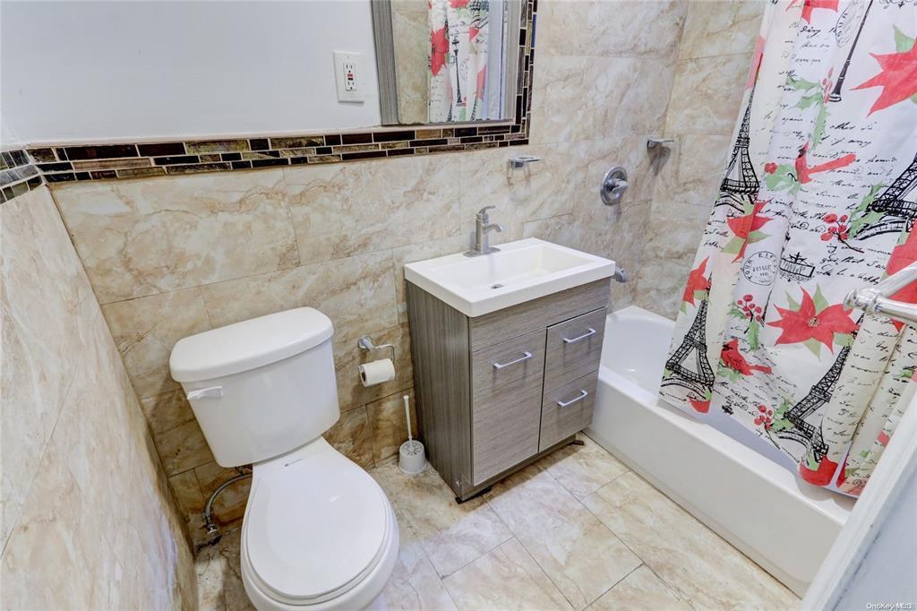 Single Family Fulton  Brooklyn, NY 11208, MLS-819806-5
