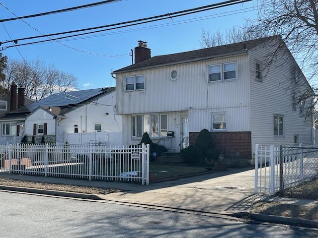 Single Family Frederick  Nassau County, NY 11575, MLS-819849-21