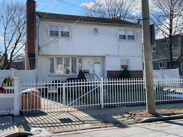 Single Family Frederick  Nassau County, NY 11575, MLS-819849-3