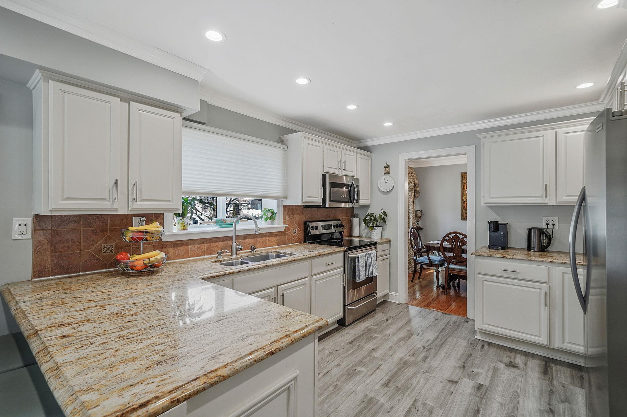 Single Family Lincoln  Suffolk County, NY 11717, MLS-819852-16