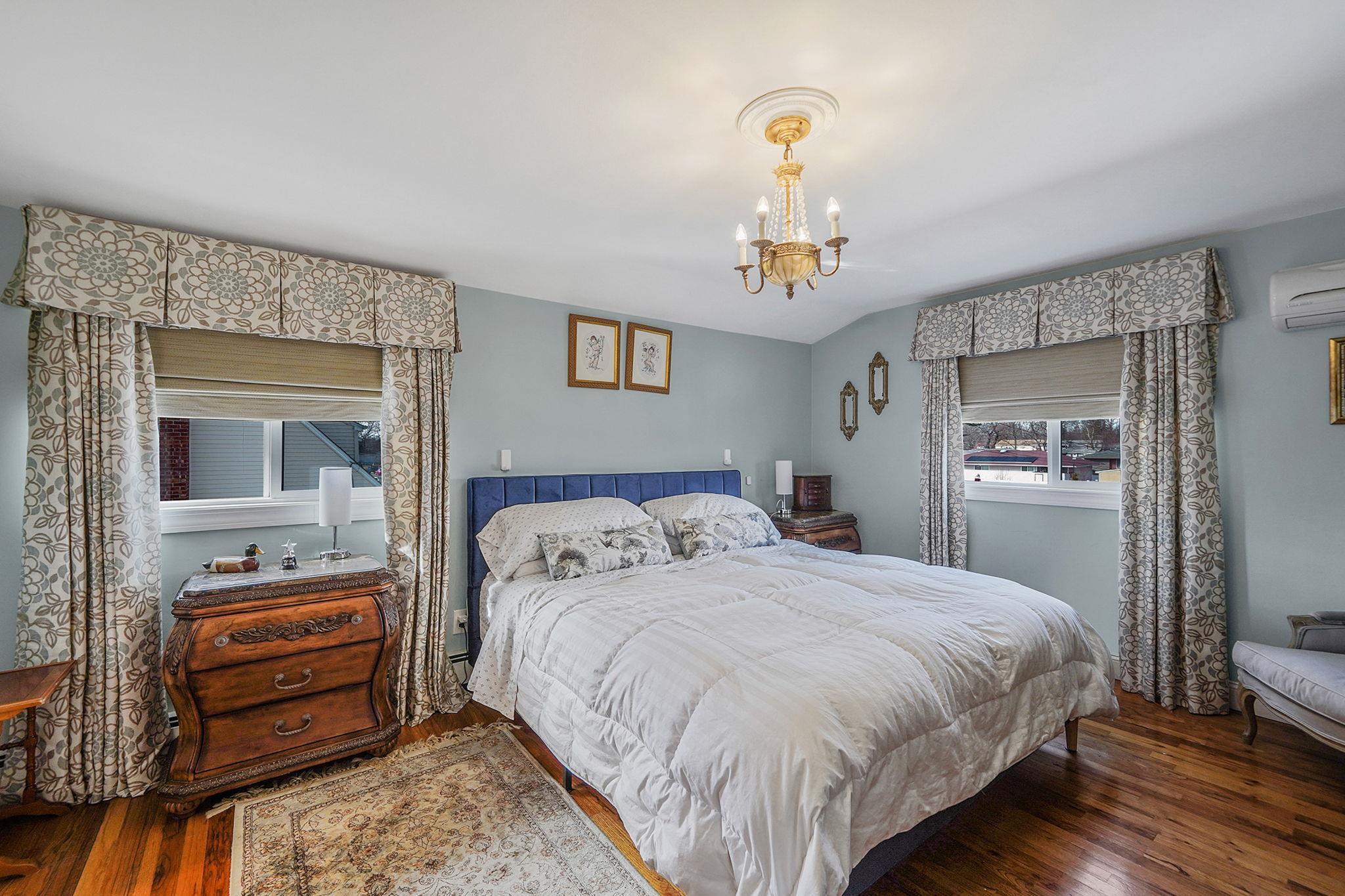 Single Family Lincoln  Suffolk County, NY 11717, MLS-819852-27