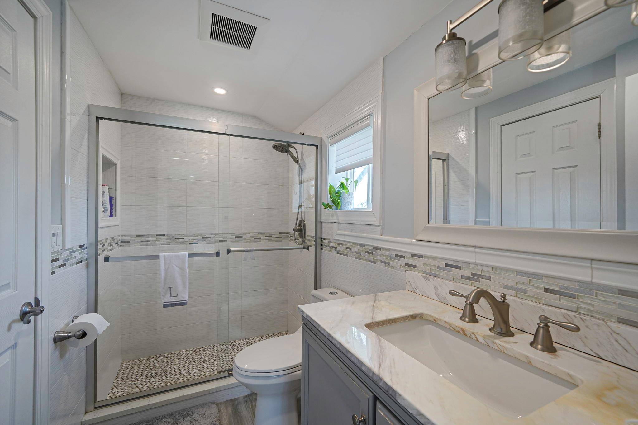 Single Family Lincoln  Suffolk County, NY 11717, MLS-819852-29