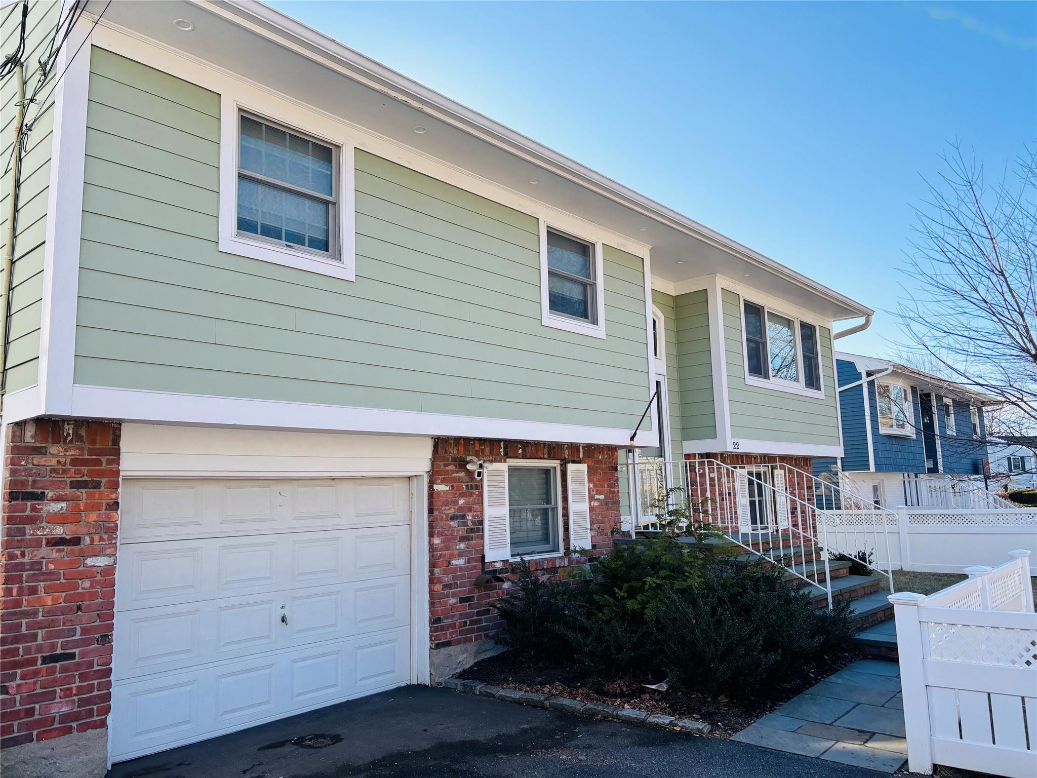Single Family Bell  Nassau County, NY 11709, MLS-819900-34